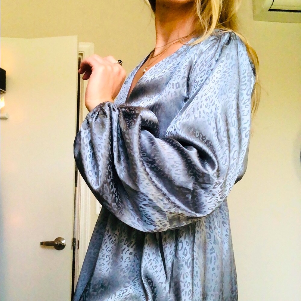 👑Chrome Jacquard Leopard Print Satin Mini Dress - Picture 2 of 8